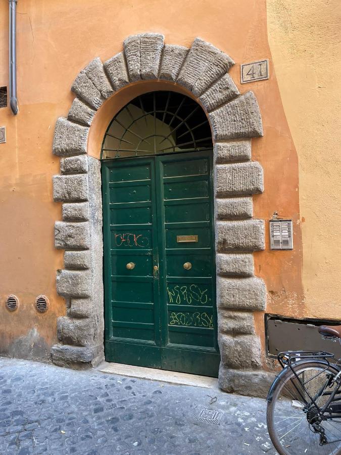 Casa Cappellari Design Studio A Campo De' Fiori โรม ภายนอก รูปภาพ