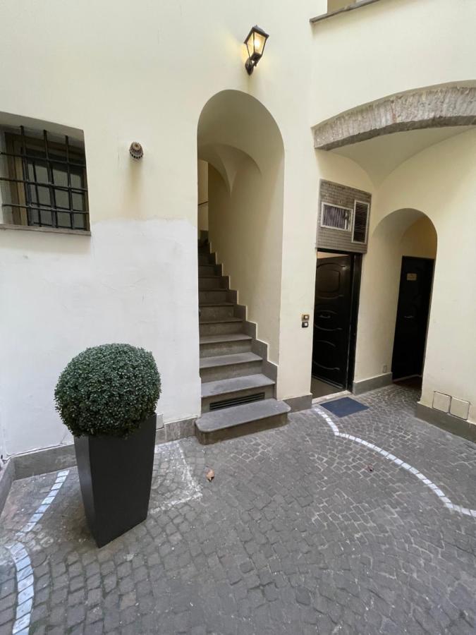 Casa Cappellari Design Studio A Campo De' Fiori โรม ภายนอก รูปภาพ